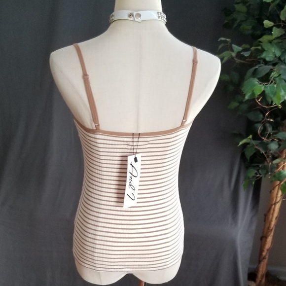 NEW!2 pack L pink & tan tank tops - Picture 5 of 13